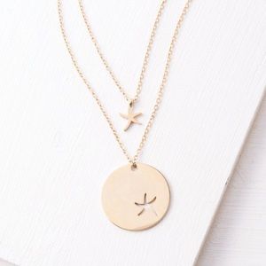Starfish Pendant Necklace - Like New!